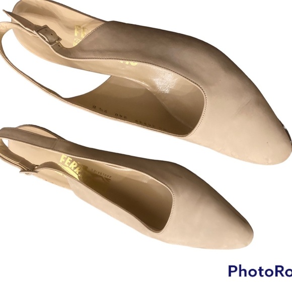 Salvatore Ferragamo Vintage suede sling back wedges cream - 9.5 EUC - Picture 7 of 10